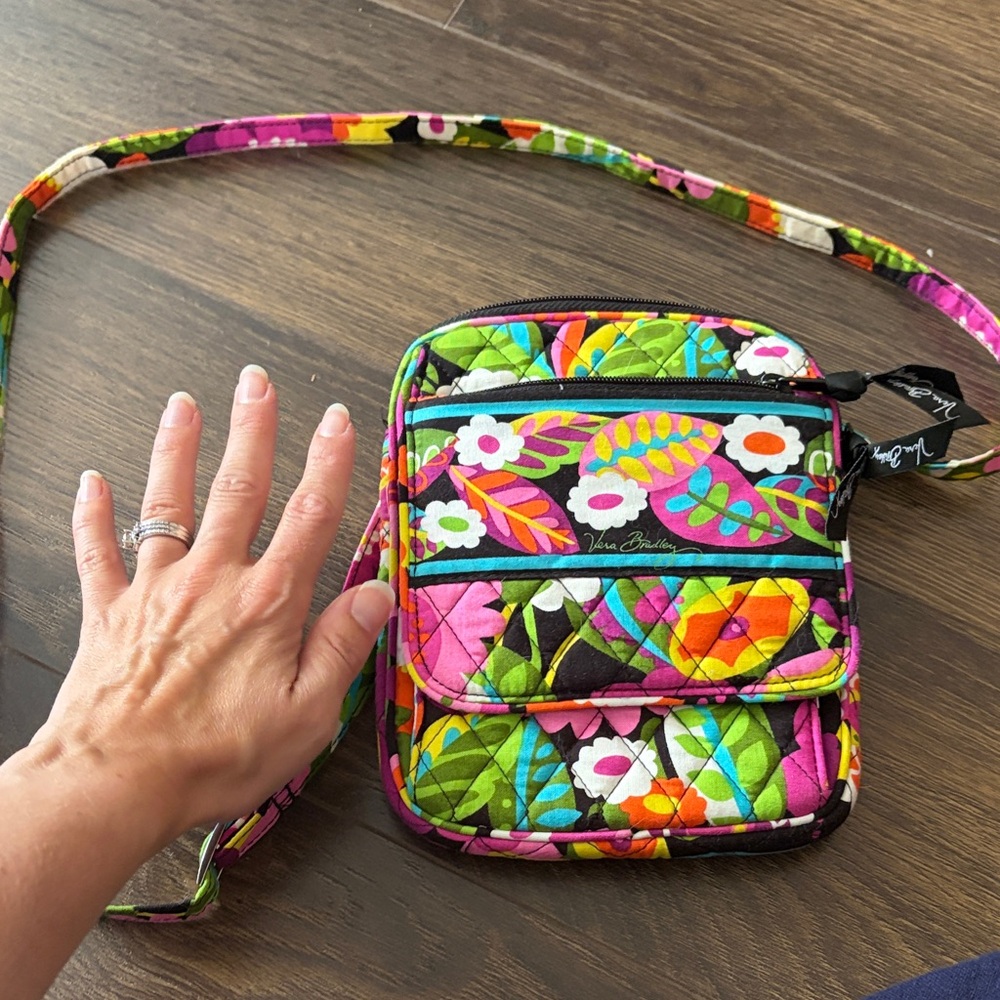 Vera Bradley Mini Hipster in the vibrant "Va Va Bloom" pattern crossbody purse - Picture 8 of 8